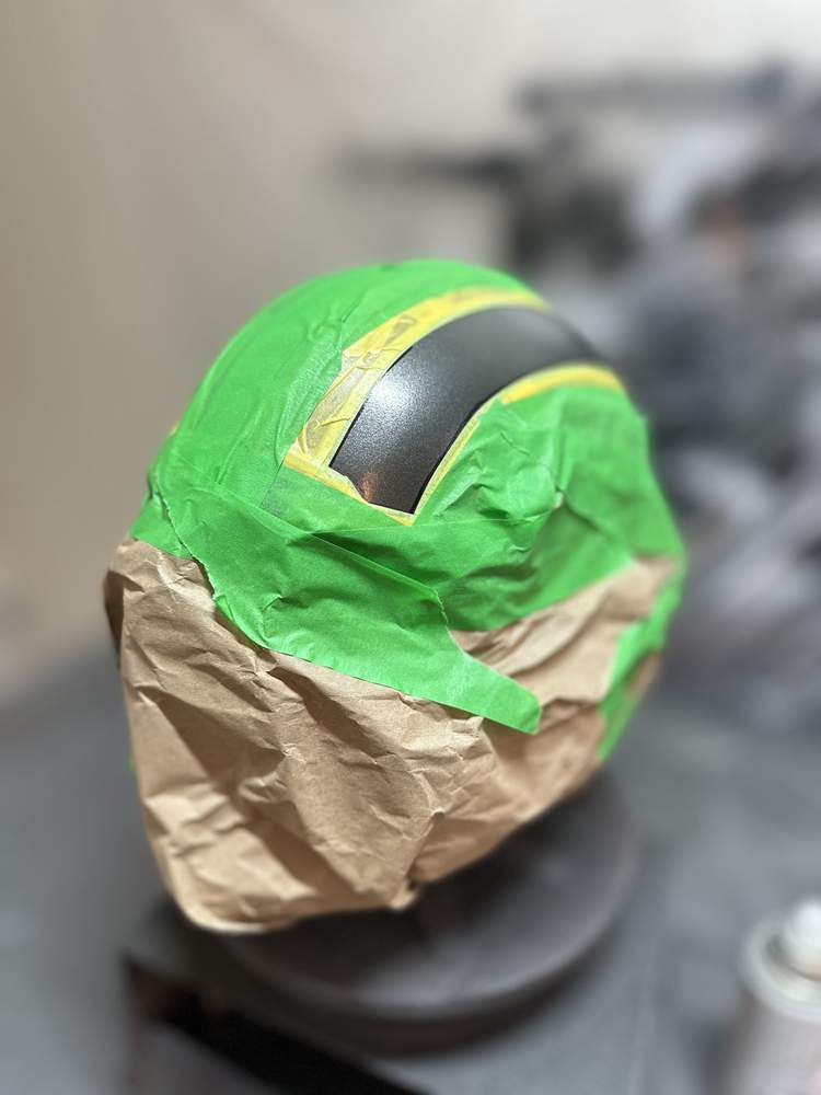 Helldivers 2 Inspired Helmet WIP: Adding the Yellow Stripe Details detail image