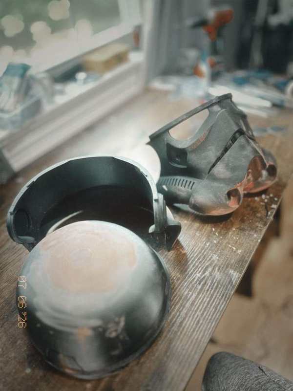 Stormtrooper Helmet Assembly: Glueing the Pieces of an Icon