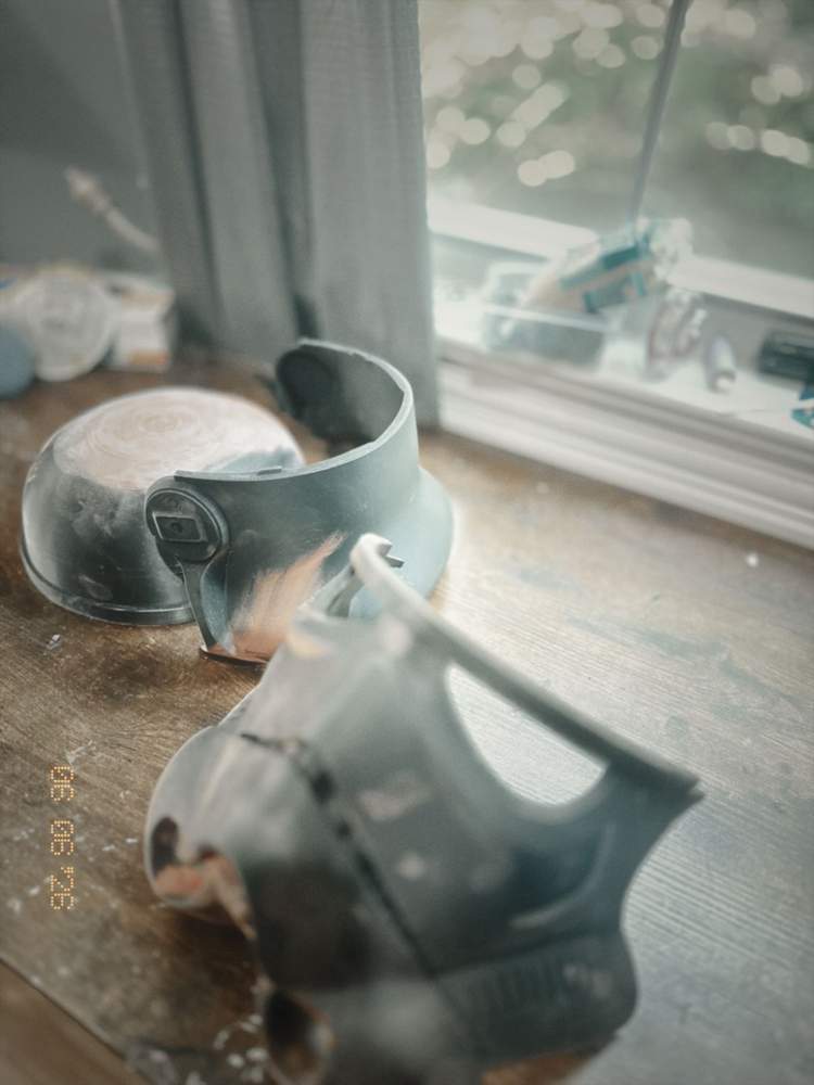 Stormtrooper Helmet Assembly: Glueing the Pieces of an Icon detail image
