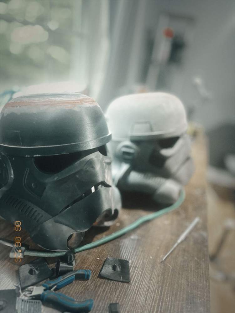 Finishing the Stormtrooper Helmet: The Sanding & Priming Grind detail image