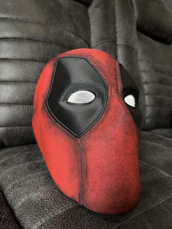Deadpool Inspired Mercenary Mask (Display Prop) detail image
