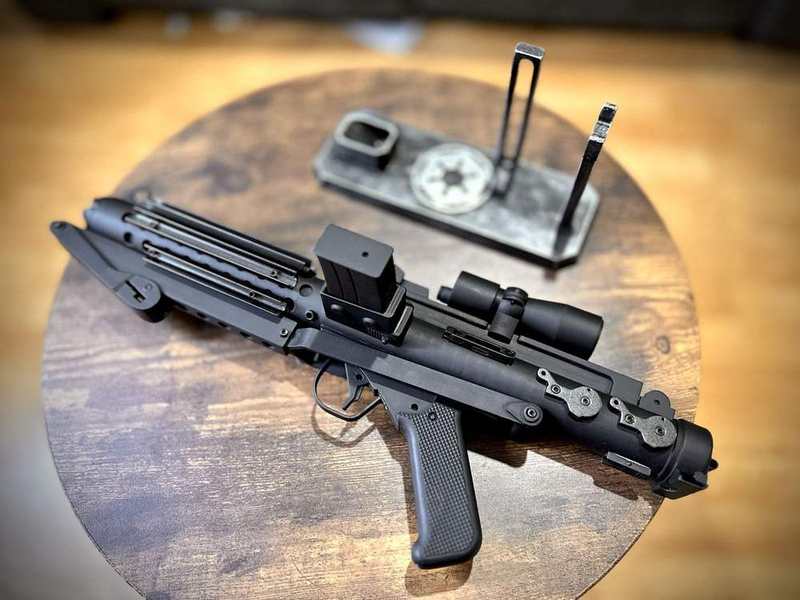 Star Wars E-11 Blaster - Clean RoTJ Version (Display Prop) detail image