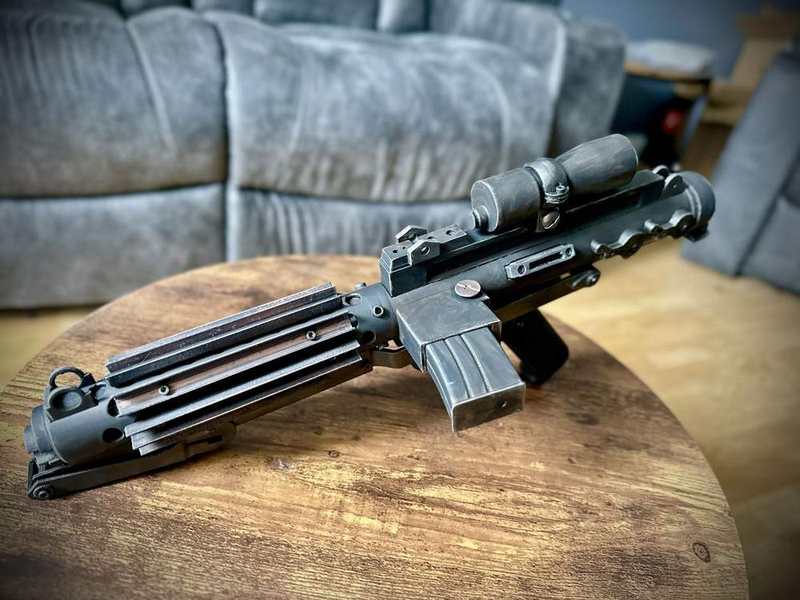 Star Wars E-11 Blaster - Copper Modified Version (Display Prop) detail image